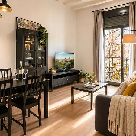 Sunny Balcony Apartment Near Ciutadella & Beach Apartment Barcelona
